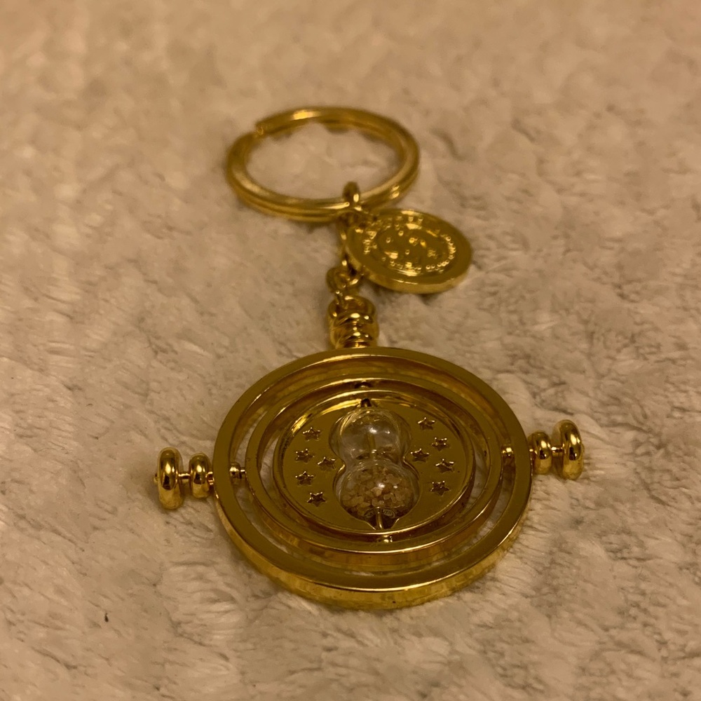 Wizarding World of Harry Potter Time Turner Keychain